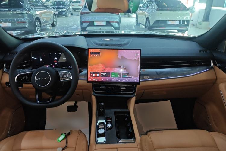 Used Lynk & Co 09 EM-P 2025 2.0TD EM-P Four-Wheel Drive Max Five Seats
