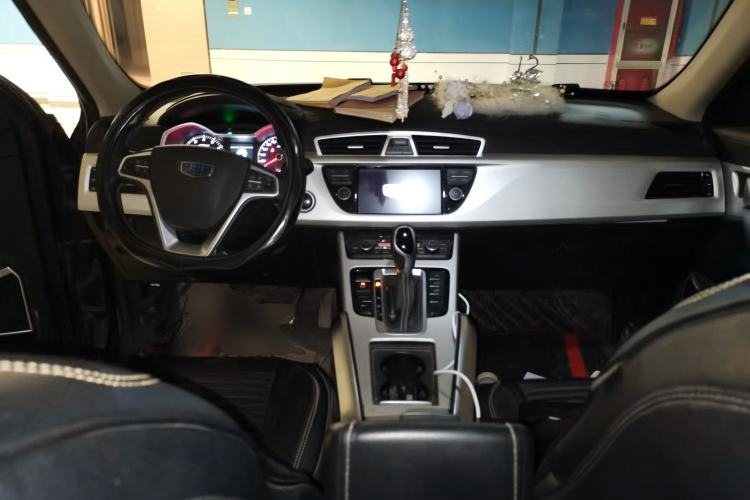 Used Geely Auto Emgrand X7 Sport 2018 1.8TD Automatic Two-Wheel Drive Zhiya Model