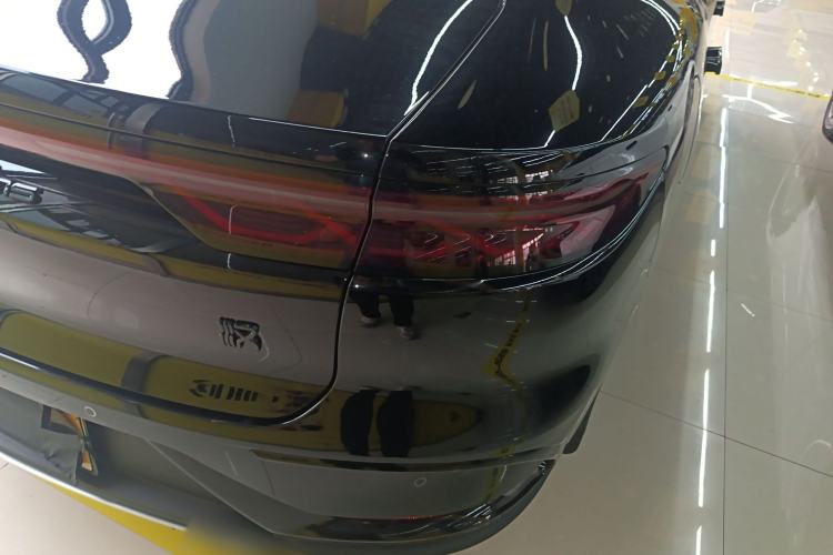 Used BYD Han 2025 DM-i 125KM Prestige Model
