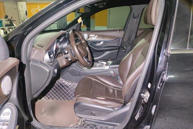 Used Mercedes-Benz GLC 2019 GLC 300 L 4MATIC Dynamic Model Left Front Seat