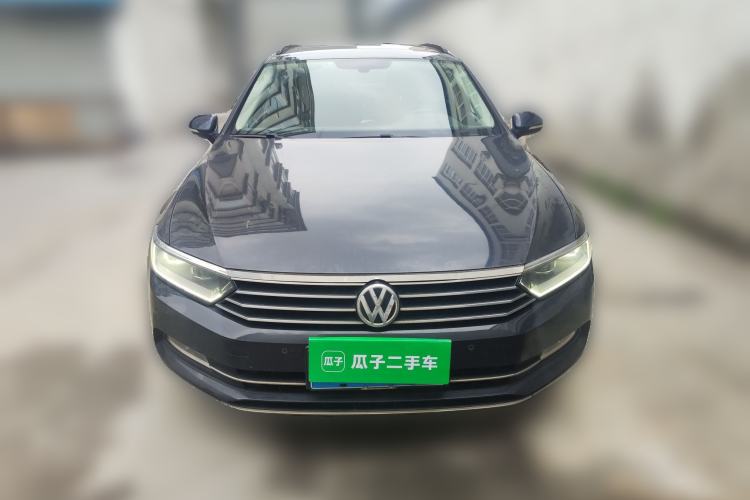 Used Volkswagen Variant 2017 380TSI Two-Wheel Drive Comfort Edition Front