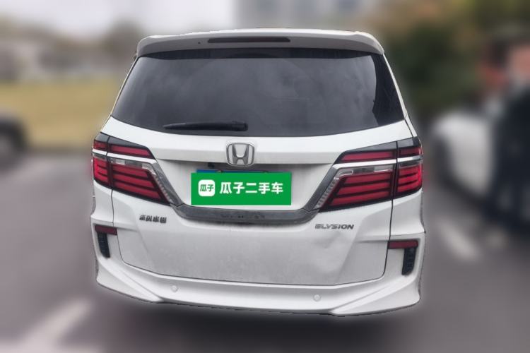 Used Honda Elysion 2016 2.4L Classic Edition
