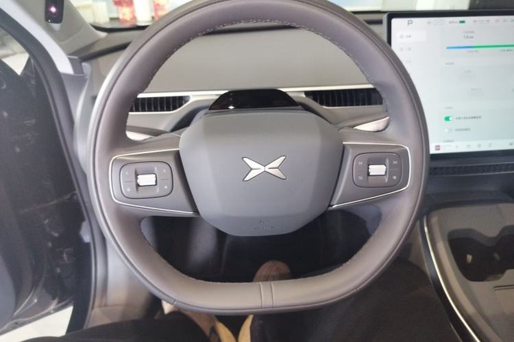 Used XPeng MONA M03 2025 600 with Ultra-Long Range Max Steering Wheel