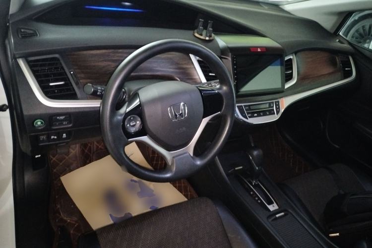 Used Honda Jade 2017 1.8L automatic Comfort version 5 seats