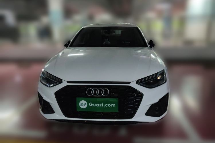 Used Audi A4L 2022 40 TFSI Luxury Dynamic Model
