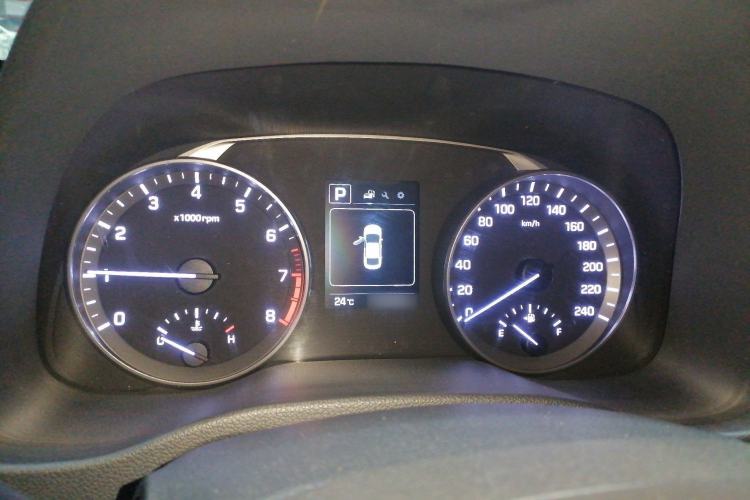 Used Hyundai Elantra (6th Generation / Lingdong) 2016 1.6L Automatic ZhiXuan – Elite Version
