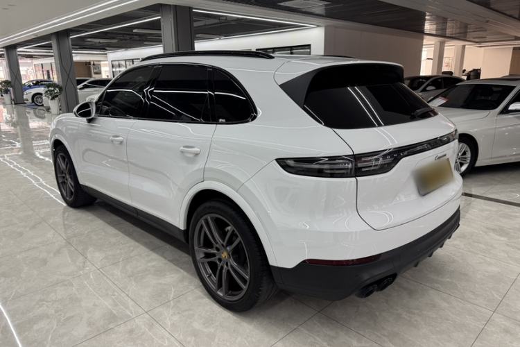 Used Porsche Cayenne 2023 Cayenne 3.0T Platinum Edition
