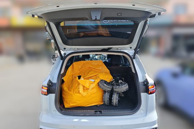 Used Geely Auto Monjaro L 2022 1.5T Leishen Hi·F Plug-in Hybrid Super Xun Trunk