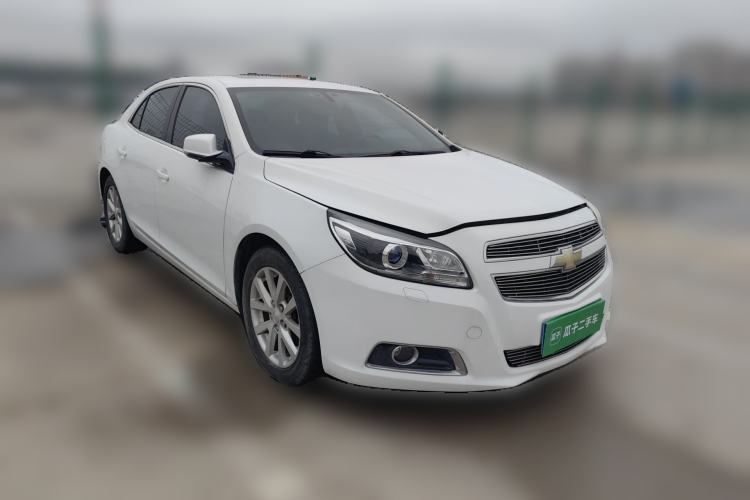Used Chevrolet Malibu 2014 2.0L Automatic Luxury Edition Front Right 45 Deg