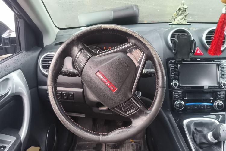 Used Haval H6 2015 Upgraded Model 1.5T Manual Two-Wheel Drive Elite Version