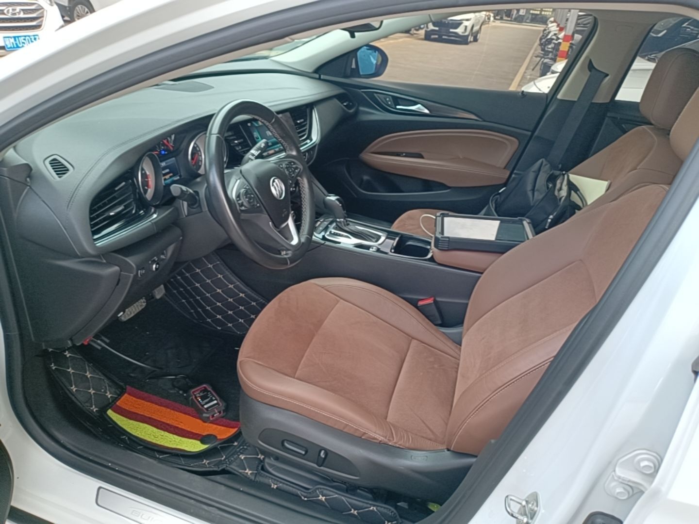 Interior delantero