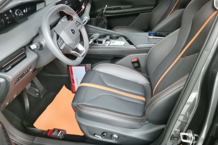 Used CHANGAN UNI-V 2024 1.5T Prestige Edition Left Front Seat