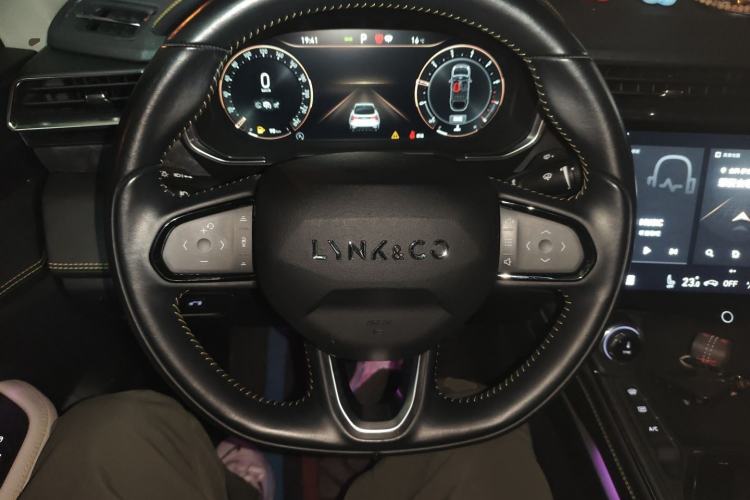 Used Lynk & Co 05 2020 2.0TD Two-Wheel Drive Shine Halo