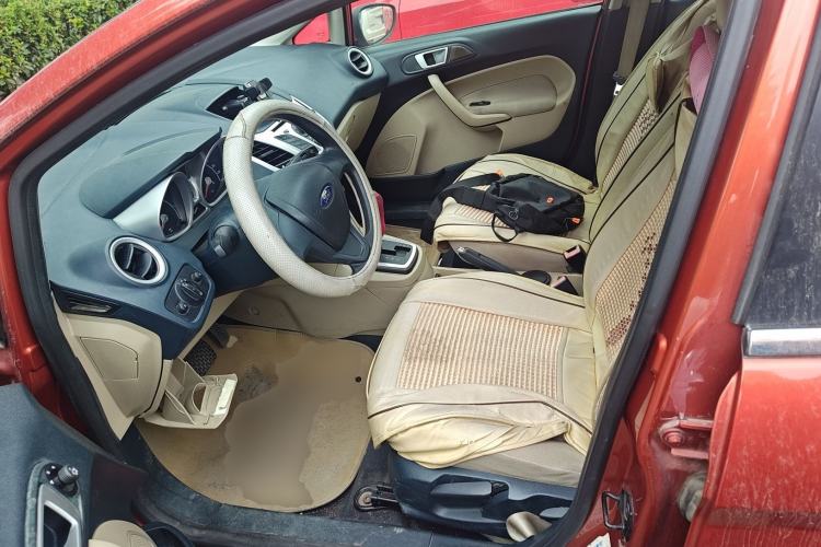 Used Ford Fiesta 2010 Hatchback 1.5L Automatic Fashion Edition Limited Model

