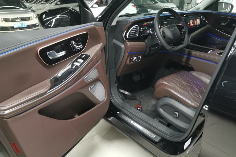 Used EXEED Lanyue 2023 400T Four-Wheel Drive Star Prestige Edition 6 Seats
