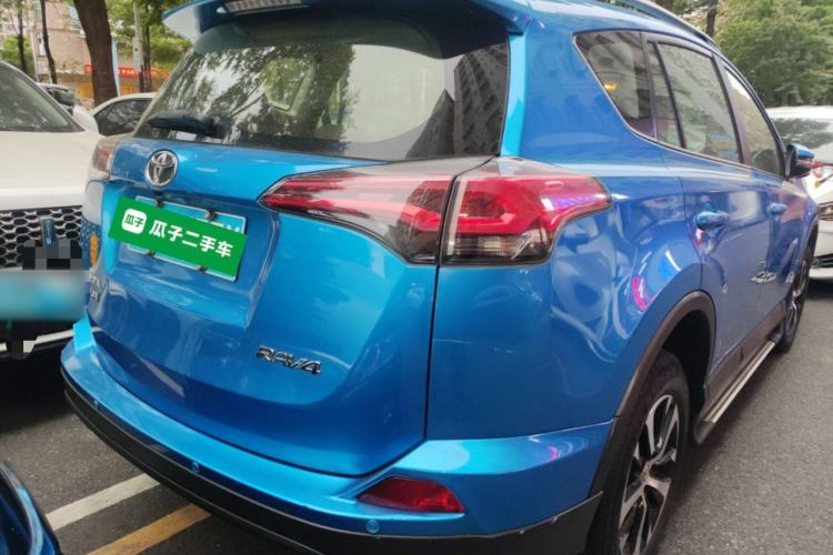 Used Toyota RAV4 2016 2.0L CVT Two-Wheel Drive Urban Edition China V Standard