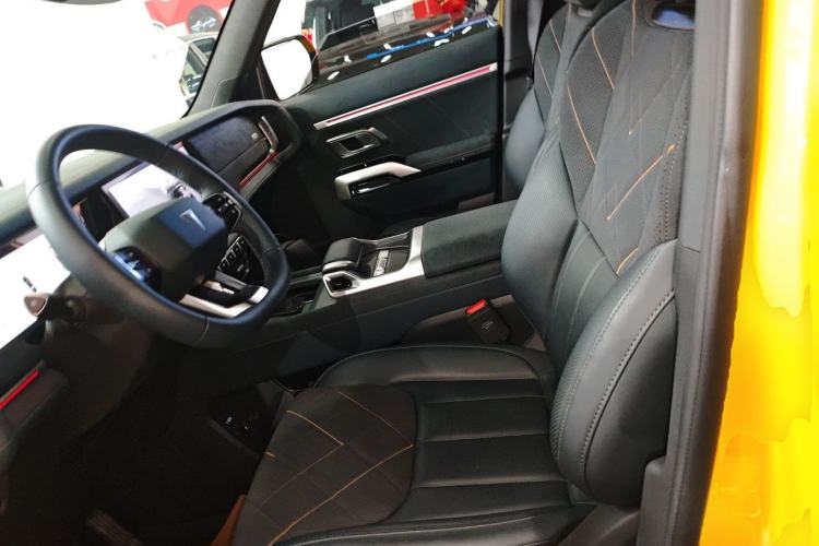 Used Deepal G318 2025 Worry-Free Cross-Country Edition Four-Wheel Drive Distant Mountains Version Left Front Seat