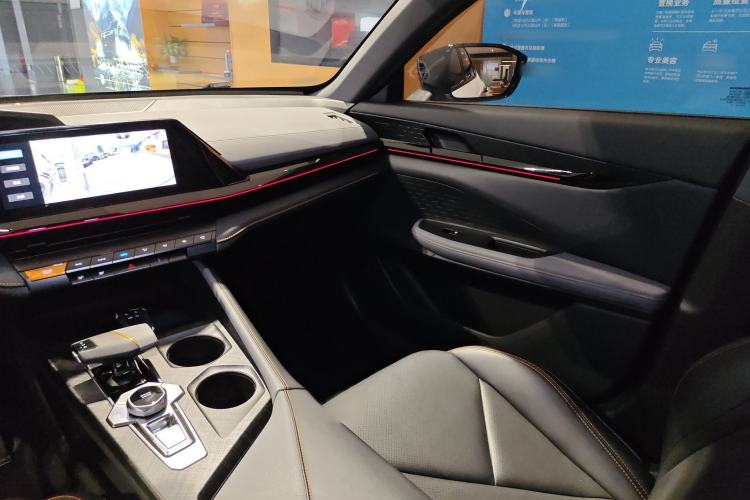 Used CHANGAN UNI-V 2022 1.5T Prestige Version Interior 2