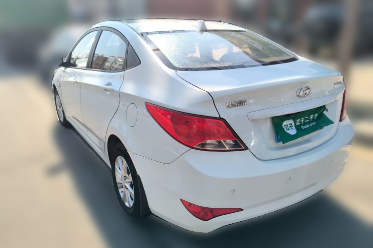 Used Hyundai Verna (older generation) 2014 1.4L Manual Smart GLS Trim
