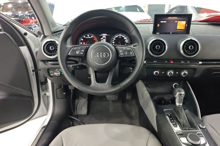 Used Audi A3 2020 Limousine 35 TFSI Fashion Edition China VI Emission Standard