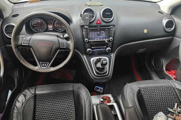 Used Haval H6 2015 Upgraded Model 1.5T Manual Two-Wheel Drive Elite Version