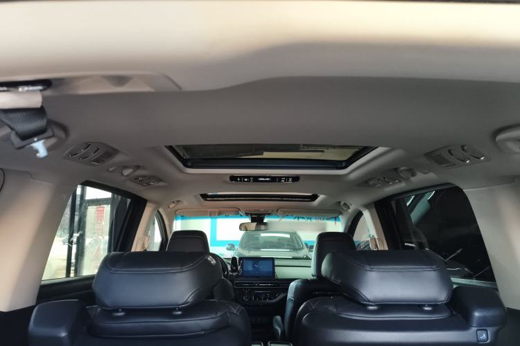 Used Honda Elysion 2022 2.0L eHEV Luxury Edition
