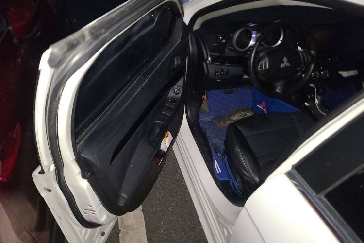 Used Mitsubishi Lancer EX 2013 Chasing Edition 1.8L CVT Luxury Model
