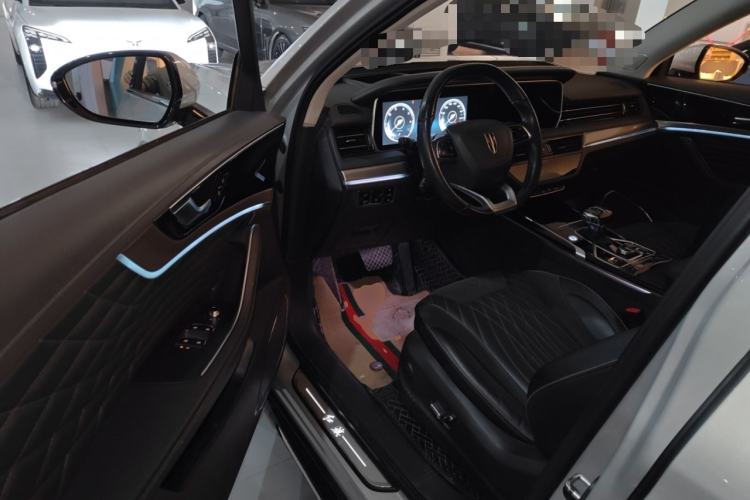 Used Hongqi HS5 2022 Facelifted Version 2.0T Smart Connect Flagship All-Wheel-Drive Edition Driver Seat