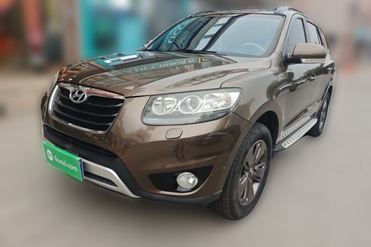 Used Hyundai Santa Fe Classic 2011 2.4 Ultimate Edition 7-Seater Two-Wheel Drive