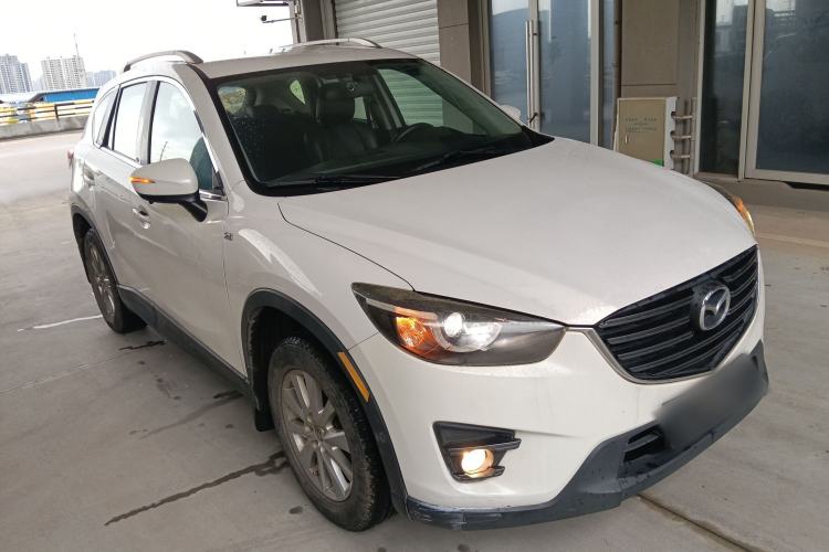 Used Mazda CX-5 2015 2.0L Automatic 2WD Comfort Edition Front Right 45 Deg