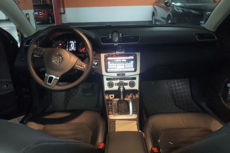 Used Volkswagen Magotan 2016 2.0 TSI Luxury Comfort Version
