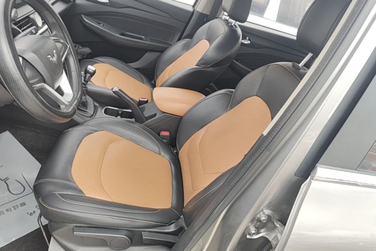 Used Wuling Hongguang S3 2018 1.5T Manual Comfort Model China V Standard
