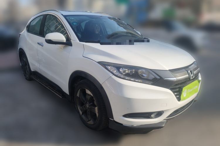 Used Honda Vezel 2015 1.8L CVT 2WD Luxury Model Front Right 45 Deg