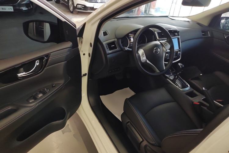 Used Nissan Tiida 2023 1.6L CVT Smart Drive Version
