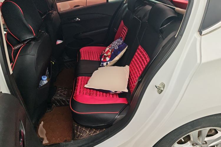 Used Chevrolet Cavalier 2019 325T Dual-Clutch Xinyue Edition Left Rear Seat