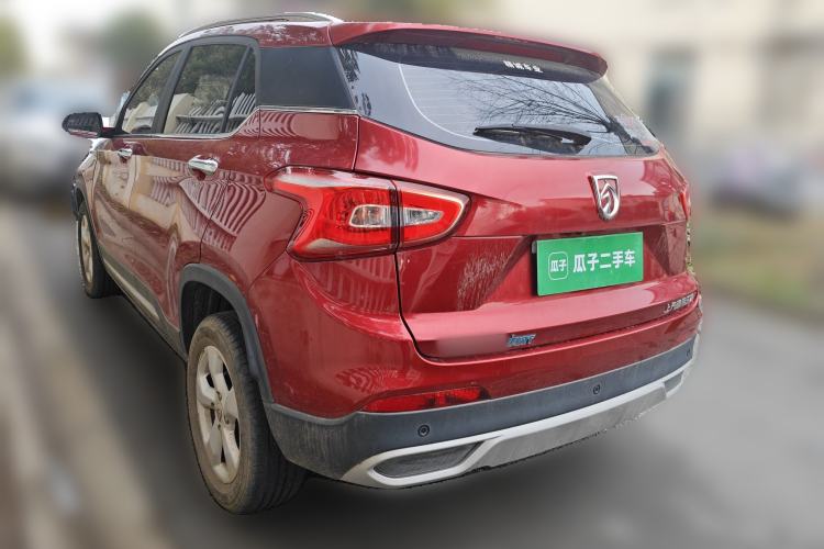 Used Baojun 510 2017 1.5L Automatic Fashion Model