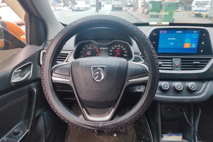 Used Baojun 310 2017 1.5L Manual Fashion Model