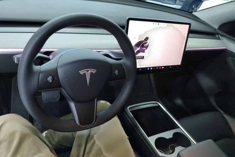 Used Tesla Model Y 2024 Rear-Wheel-Drive Version