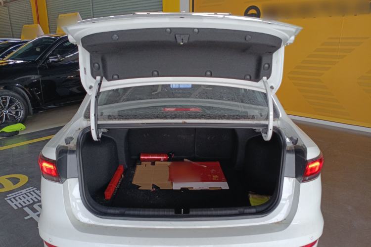 Used Geely Auto Emgrand 2025 4th Generation 1.5L CVT Longteng Edition
