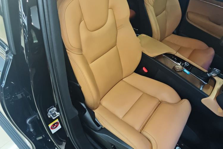 Used Volvo XC90 2019 T6 Luxury Edition 7-seater China V Standard Right Front Seat