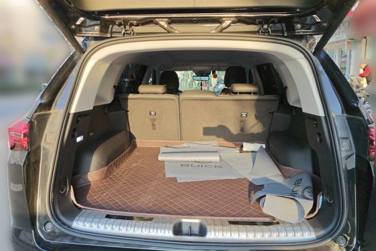 Used Buick Envision 2025 Encore Plus 28T Two-Wheel-Drive Platinum Edition