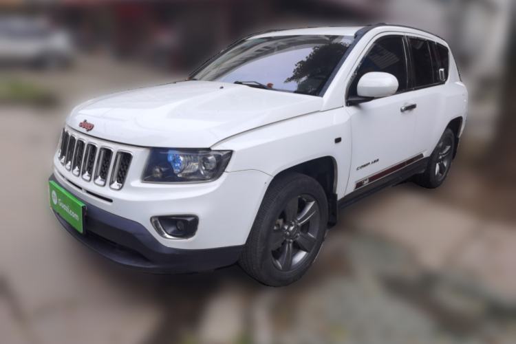 Used Jeep Compass 2014 2.4L four-wheel drive sport version