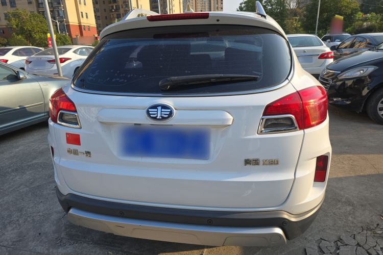 Used Bestune X80 2016 2.0L manual Comfort trim level