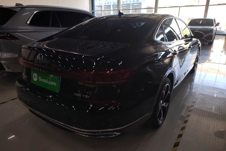 Used Volkswagen Passat 2024 380TSI Starry Elite Edition Rear Right 45 Deg