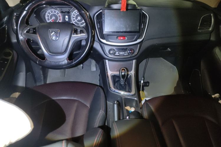 Used Baojun 560 2016 1.5T Manual Luxury Model
