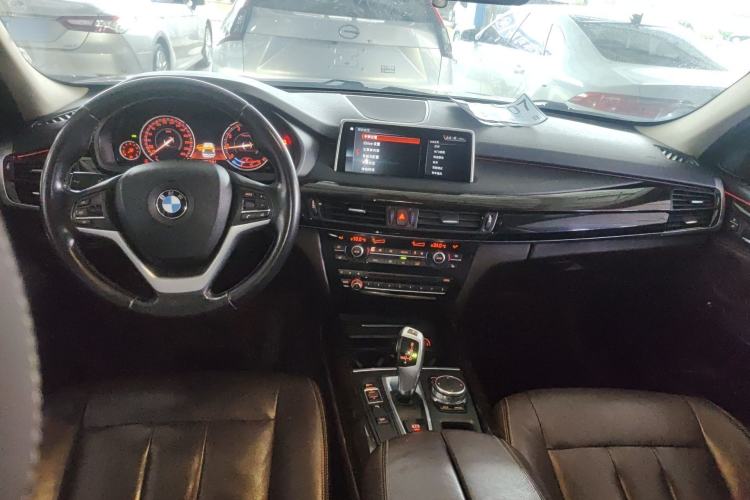 Used BMW X5 2018 xDrive28i
