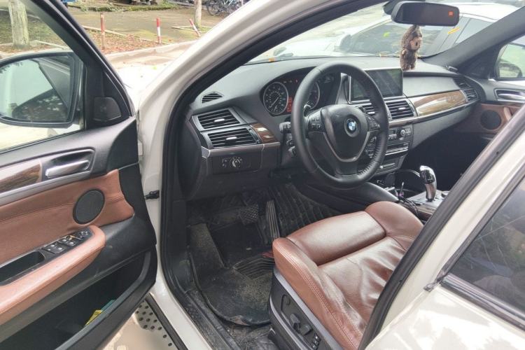 Used BMW X6 2011 xDrive35i
