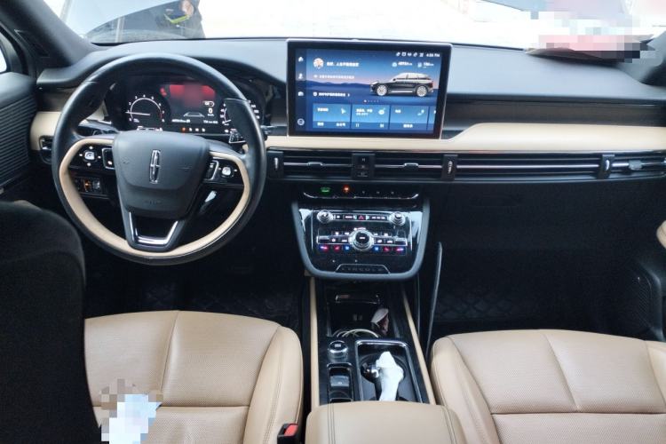 Used Lincoln Corsair 2020 2.0T Two-Wheel Drive Luxury Edition Center Console