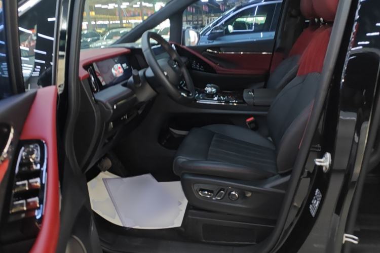 Used GAC Trumpchi M8 2023 Zongshi Series Dual-Motor Flagship Edition