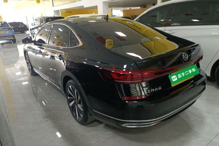 Used Volkswagen Passat 2023 Facelift 330TSI Luxury Edition